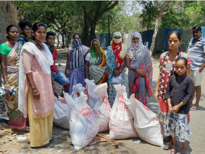 Mumbai: Good Samaritans getting random calls for food, spending from their pocket to help the poor